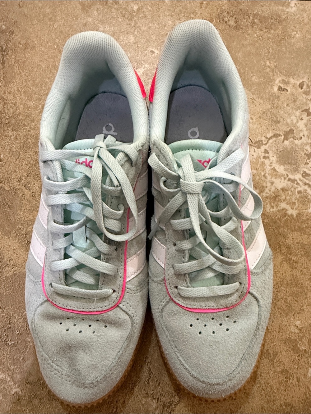 Adidas Girls sz 6 Mint Green Suede Breaknet Athletic Sneakers with Pink Trim